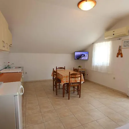 In - Insel Krk 13592 *